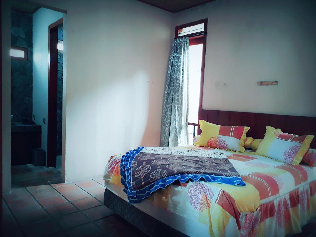 Villa Bukit Danau Cipanas  Zewnętrze zdjęcie